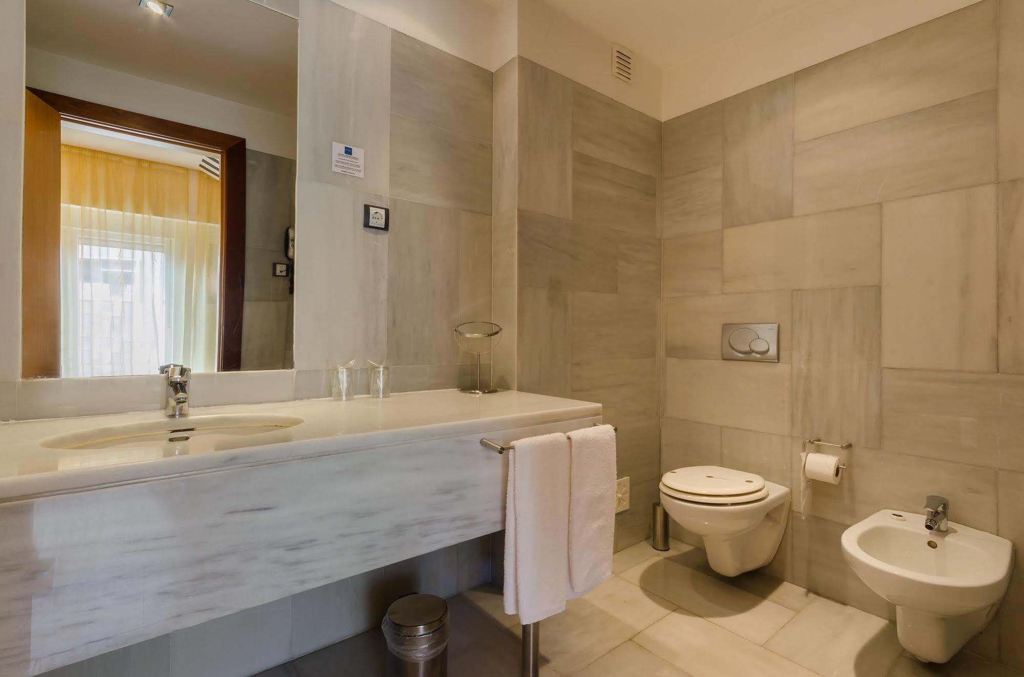 Hotel Principe Real Лиссабон Экстерьер фото