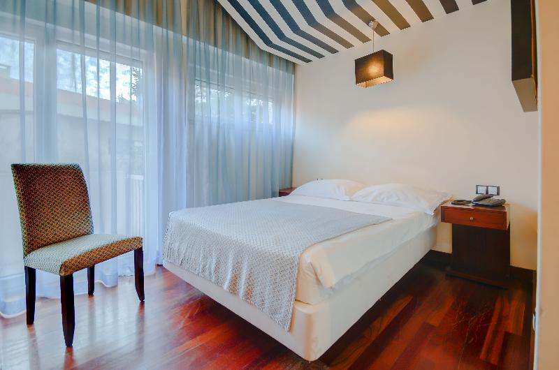 Hotel Principe Real Лиссабон Экстерьер фото